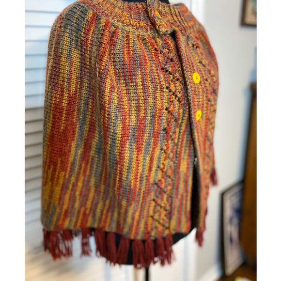 VTG Handmade Knit button up Poncho, Fringe Burnt Orange, gold, gray -Small - Picture 2 of 6